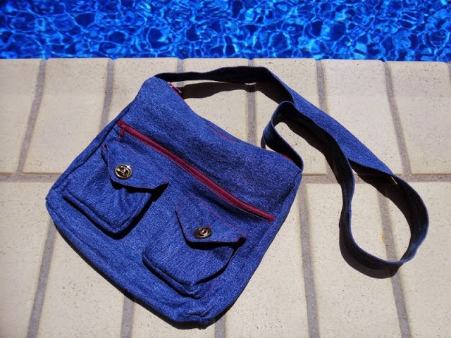 Creating my way to Success Messenger Bag from jeans an upcycle tutorial
